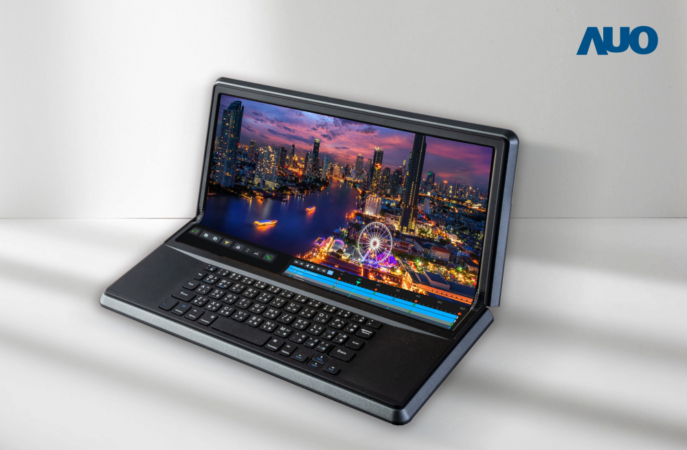 ⽜⼋体育14.6吋Micro LED折迭显示屏幕，搭配半径4mm的弯折绞炼，以及高画素、高亮度、高对比度的显示技术特点，即便在大视角下仍保有绝佳色相与亮度