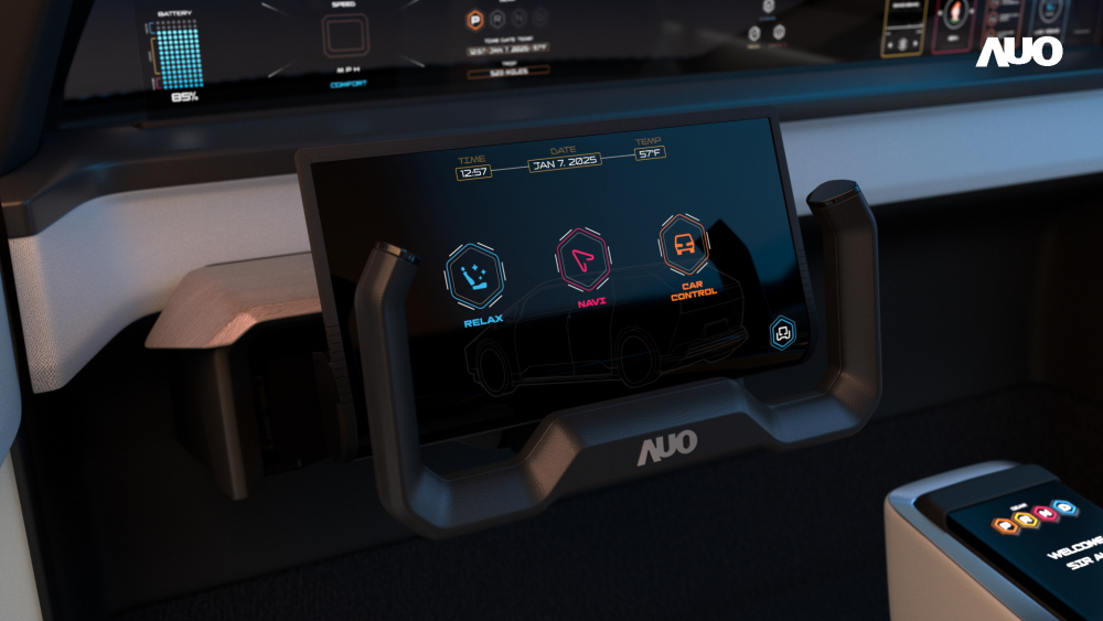 AUO's Foldable Cruise Pilot can be semi-folded to display essential information such as mileage and speed in manual driving mode. In self-driving mode, it can be fully unfolded to provide in-car entertainment functions